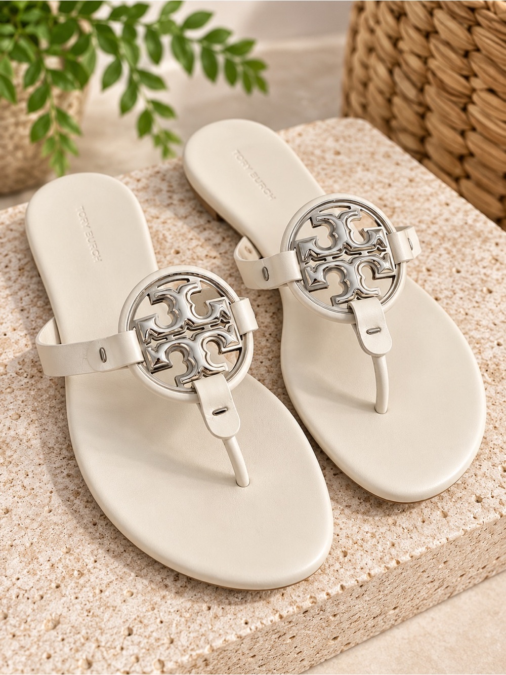 Tory Burch Miller Metal Logo Thong Sandals Ivory Silver size 10.5 old money #71
